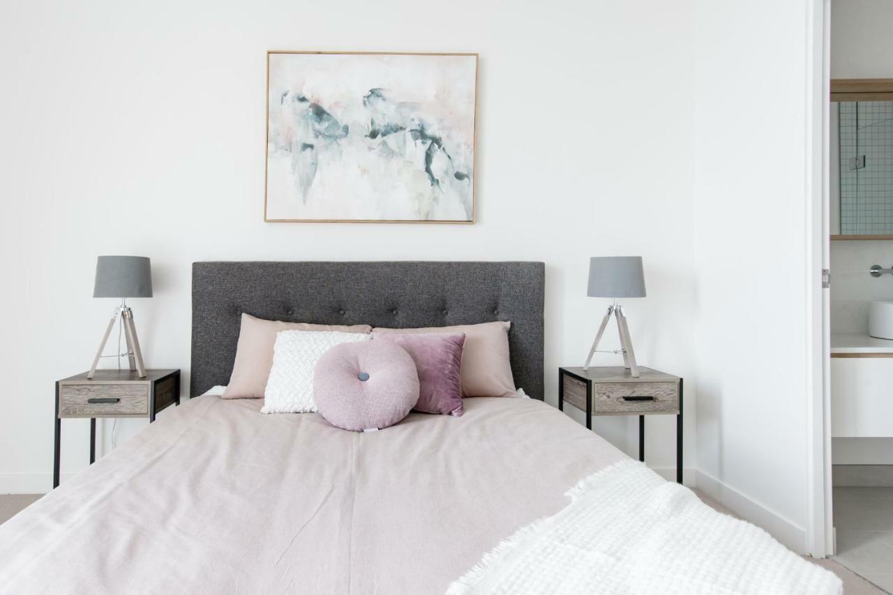 2 Bedrooms Apartment Doncaster Bagian luar foto