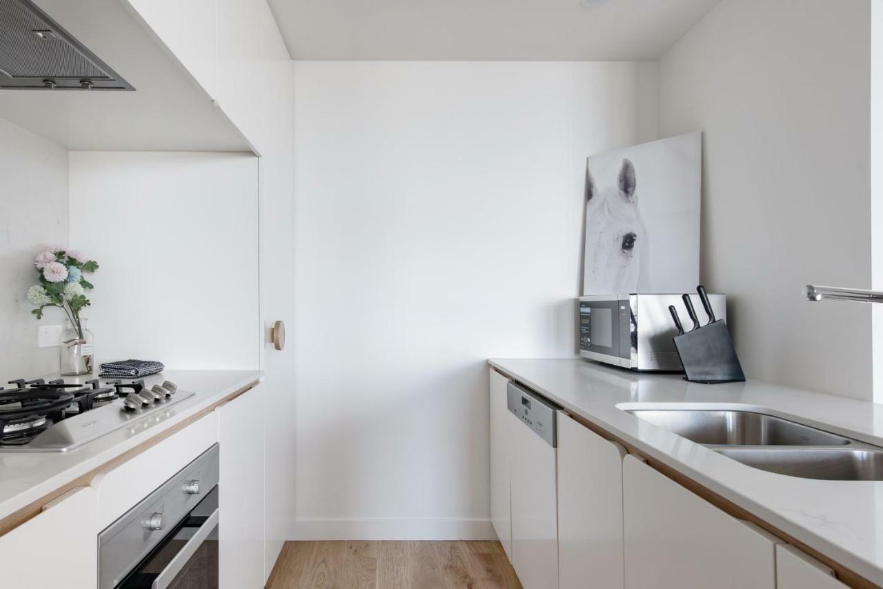 2 Bedrooms Apartment Doncaster Bagian luar foto